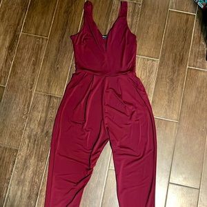 Burgundy romper with pockets